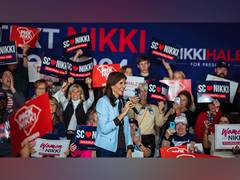 
      
      US: Koch network endorses Nikki Haley in GOP presidential primary
      
      