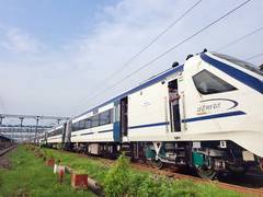 
      
      KAVACH in Delhi-Kolkata,-Mumbai corridors on track for completion
      
      