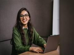 
      
      MITSDE Leads the Way in Distance Learning Excellence
      
      