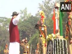 
      
      Jharkhand: Amit Shah honours fallen heroes at BSF's Raising Day
      
      