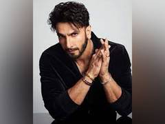 
      
      It’s like volcano...first burst is 'RRR': Ranveer
      
      