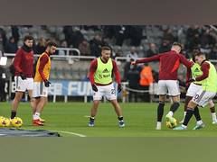 
      
      Too many bad eggs in that team: Shearer lambasts Man Utd players
      
      