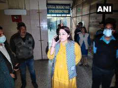 
      
      Mayor Shelly Oberoi suspends medical superintendent over lapses
      
      
