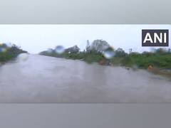
      
      Andhra: Rain, gusty winds as Cyclone 'Michaung' to make landfall
      
      