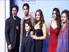
      
      SRK dons 'Archies' T-shirt at screening of Suhana's debut film
      
      