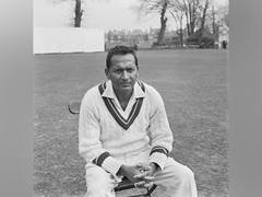 
      
      Ex West Indies cricketer Joe Solomon dies at age of 93
      
      