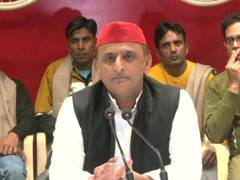 
      
      Akhilesh felicitates 12 rat miners involved in tunnel rescue
      
      