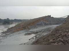 
      
      Breach in ash pond at thermal plant floods Jharsuguda fields
      
      