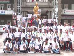 
      
      Congress workers staged protest against BJP MP Pratap Simha 
      
      