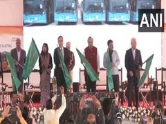 
      
      Delhi LG Saxena, CM Kejriwal flag off 500 electric buses
      
      