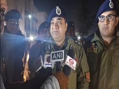 
      
      IGP Kashmir visits Budgam, holds reivew meeting 
      
      