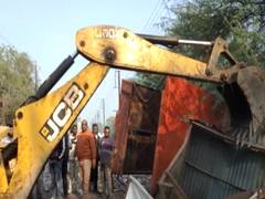 
      
      Ujjain Municipal Corporation demolishes illegal meat shops
      
      
