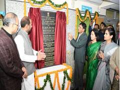 
      
      CGHS centres to be expanded from 80 to 100: Health Minister
      
      