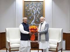 
      
      Chhattisgarh governor meets PM Modi in Delhi 
      
      