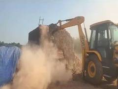 
      
      Authorities conduct eviction drives against illegal brick kilns 
      
      