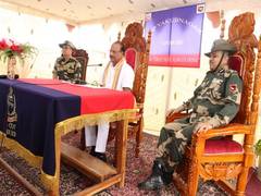 
      
      Tripura Governor Indrasena Reddy visits Yakubnagar border outpost
      
      