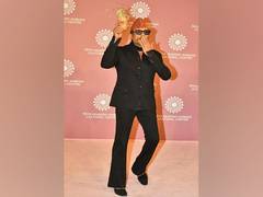 
      
      Jackie Shroff celebrates 40 years of 'Hero'
      
      