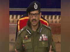 
      
      J-K: Three arrested for attacking police personnel in Srinagar
      
      