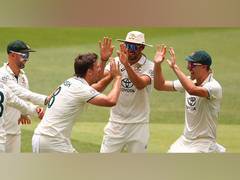 
      
      Australia name 13-player squad for Boxing Day Test against PAK
      
      