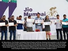 
      
      Deepak, Ramdas, Shrikant announce Thane-Mumbai cycling lane
      
      