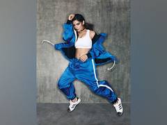 
      
      Saiyami Kher undergoes mixed martial arts training 
      
      