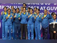 
      
      Badminton Nat'l Team C'ships: Maharashtra, AAI crowned champions
      
      