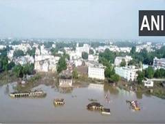 
      
      Tamil Nadu: Buildings go under water in Tirunelveli
      
      