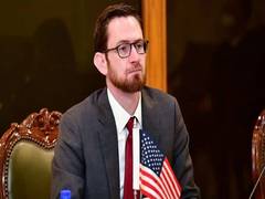 
      
      US special envoy, UNAMA official discuss Afghan economy
      
      