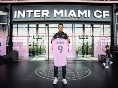 
      
      Luis Suarez reunites with Messi, joins Inter Miami from Gremio
      
      