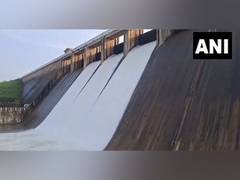 
      
      TN floods: 1000 cubic feet water released from Manimuthar dam
      
      