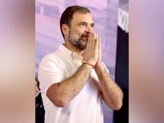 
      
      Rahul Gandhi extends Christmas greetings
      
      
