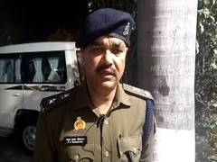
      
      UP Police attaches SUV belonging to aide of Azam Khan's son
      
      