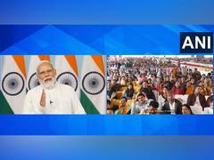 
      
      Long pending demands of Indore mill workers met
      
      