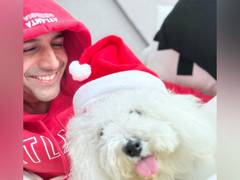 
      
      Kartik shares picture with his cute santa Katori on Christmas
      
      