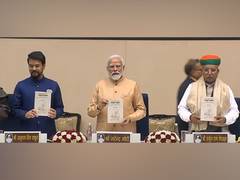 
      
      PM Modi releases first series of Collected Works of Pandit Madan'
      
      