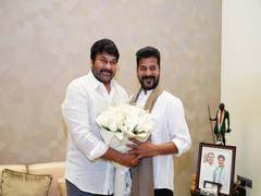 
      
      Chiranjeevi meets Telangana CM Revanth Reddy at his residence
      
      