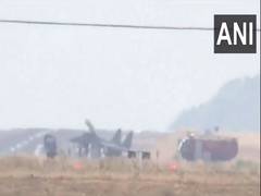 
      
      Goa: Navy's MiG-29K aircraft tyre bursts at Dabolim airport
      
      