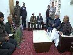 
      
      J-K: Rajnath Singh meets families of 3 civilians killed in Poonch
      
      
