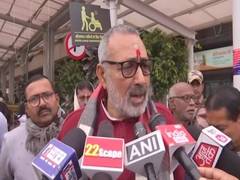 
      
      Cloud hanging over JD(U)…no way back for Nitish to NDA: Giriraj
      
      
