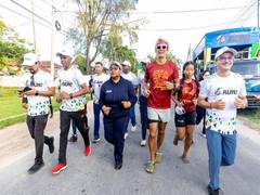 
      
      Milind Soman participates in India-Tanzania 120 km Friendship Run
      
      