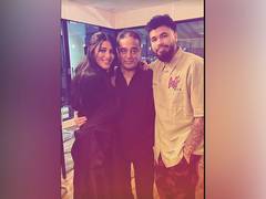 
      
      Shruti Haasan enjoys New Year celebration with family
      
      