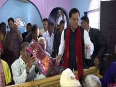 
      
      Union Minister Sonowal celebrates New Year with elderly residents
      
      