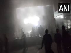 
      
      Gujarat: Fire breaks out at motorcycle showroom in Aravalli
      
      