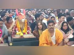 
      
      Ujjain: Mahira Sharma offers prayers at Mahakaleshwar Temple
      
      