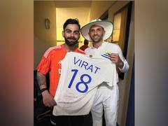 
      
      Virat Kohli gifts signed jersey to Proteas spinner Keshav Maharaj
      
      