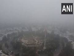 
      
      North India shivers as mercury dips, fog reduces visibility in De
      
      