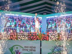 
      
      Odisha: 5T chairman and BJU leader VK Pandian visits Balasore
      
      
