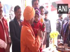 
      
      UP: CM Yogi visits exhibition stalls at VBSY in Gorakhpur 
      
      