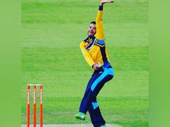 
      
      England cricketer Azeem criticises expected return of Greaves
      
      