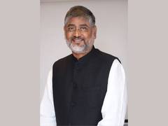 
      
      Alfred Arambhan Receives UN Karmaveer Chakra Award 
      
      